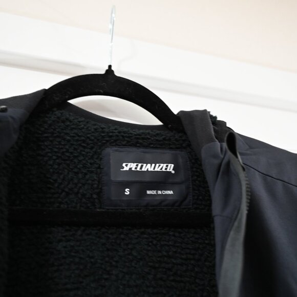 Specialized Small Legacy Alpha Jacket in Black Special Fleece Biking Jacket - Picture 8 of 10